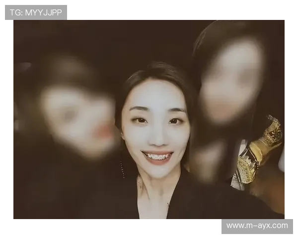 清理赛场的工作人员:喧嚣过后,他们的付出让一切恢复如初 清理赛场的工作人员:喧嚣过后,他们的付出让一切恢复如初